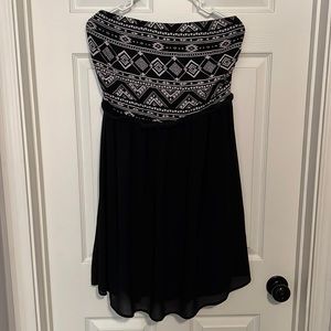 Forever 21 strapless dress